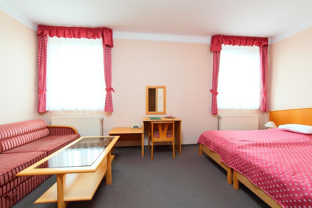 Hotel Blaha Lujza バラトンフレド 部屋 写真