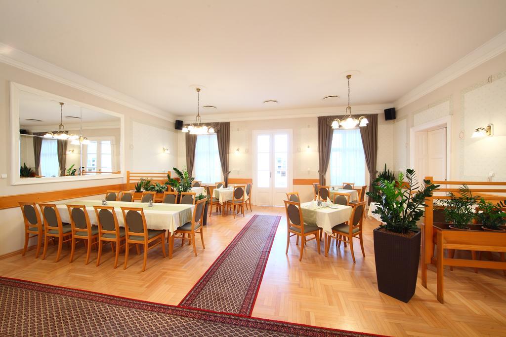 Hotel Blaha Lujza バラトンフレド エクステリア 写真