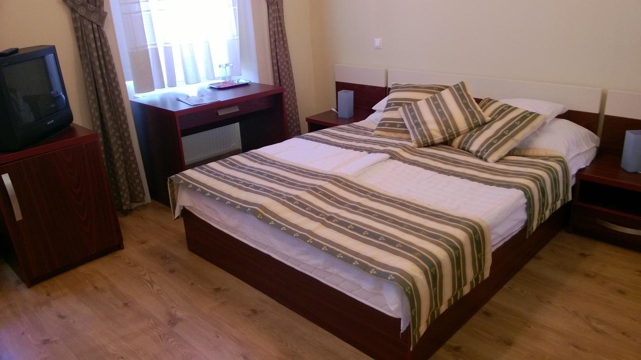 Hotel Blaha Lujza バラトンフレド エクステリア 写真